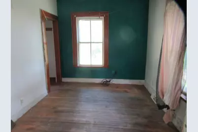 437 N Broadway Street, Cassopolis, MI 49031 - Photo 7