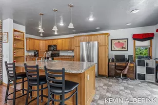 8959 Ottogan St, Holland, MI 49423 - Photo 11