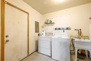 6770 Marvin St, Taylor, MI 48180 - Photo 11