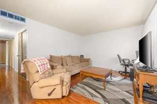 6770 Marvin St, Taylor, MI 48180 - Photo 3