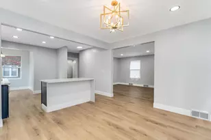 8231 Mary Grove Dr, Detroit, MI 48221 - Photo 9