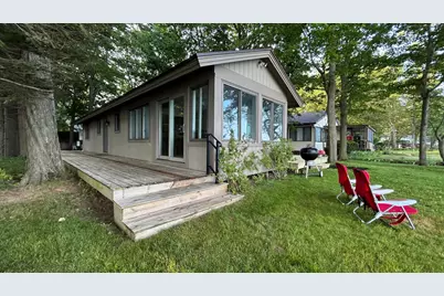 1196 Cherry Drive, South Haven, MI 49090 - Photo 7