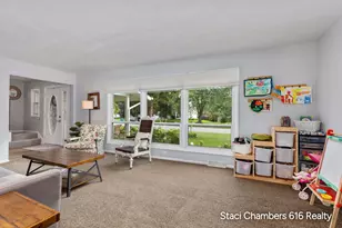6129 Meadowlark St NE, Rockford, MI 49341 - Photo 5
