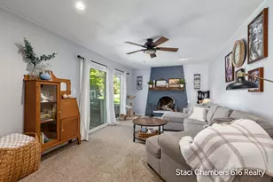 6129 Meadowlark St NE, Rockford, MI 49341 - Photo 11