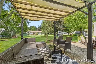 6129 Meadowlark Street NE, Rockford, MI 49341 - Photo 27