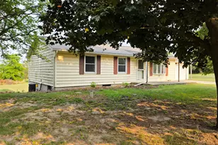 4545 S Rolland Rd, Blanchard, MI 49310 - Photo 3
