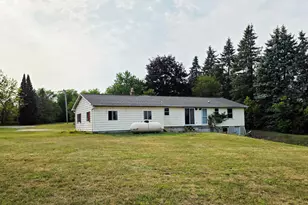 4545 S Rolland Rd, Blanchard, MI 49310 - Photo 31