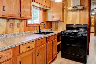 13618 Silverbrook Dr, Grand Haven, MI 49417 - Photo 5