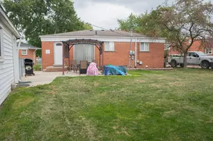 8905 Seminole, Bedford, MI 48239 - Photo 25
