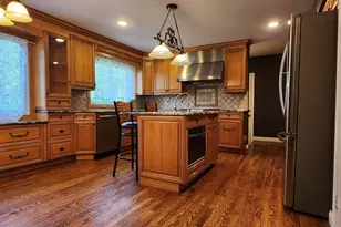 26061 Marlowe Pl, Oak Park, MI 48237 - Photo 5