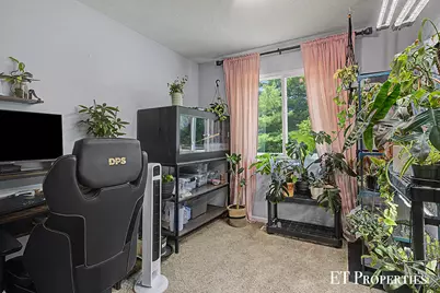 1210 Palmer Court NE, Grand Rapids, MI 49505 - Photo 13