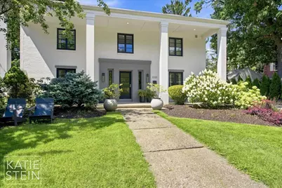 1111 Plymouth Avenue SE, East Grand Rapids, MI 49506 - Photo 3