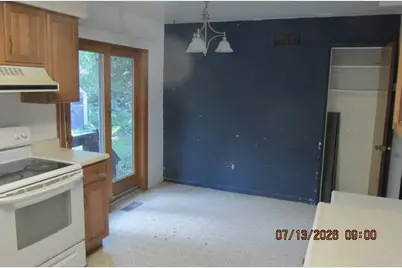 746 Buchanan Avenue, Kalamazoo, MI 49008 - Photo 11