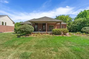 1011 Ashton Woods Dr, Canton, MI 48187 - Photo 37
