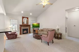 1011 Ashton Woods Dr, Canton, MI 48187 - Photo 7