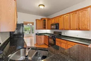 1011 Ashton Woods Dr, Canton, MI 48187 - Photo 15