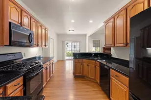 1011 Ashton Woods Dr, Canton, MI 48187 - Photo 13
