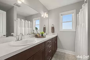 2561 Green Rush Ln, Zeeland, MI 49464 - Photo 17