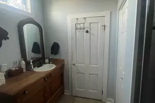 412 N 5th St, Grand Haven, MI 49417 - Photo 23
