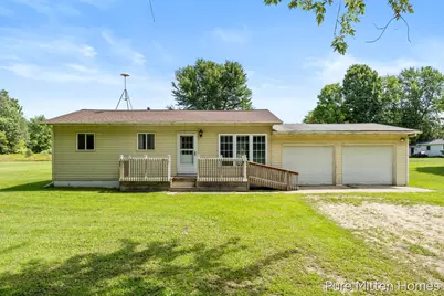 6118 N Hawley Highway, Belding, MI 48809 - Photo 1