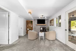 2184 Woodcliff Ave SE, Grand Rapids, MI 49546 - Photo 19