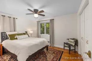2184 Woodcliff Ave SE, Grand Rapids, MI 49546 - Photo 15