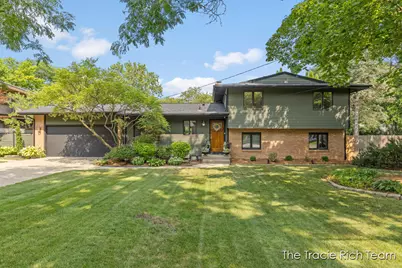2184 Woodcliff Avenue SE, Grand Rapids, MI 49546 - Photo 1