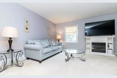 25569 Kilreigh Drive, Farmington Hills, MI 48336 - Photo 19