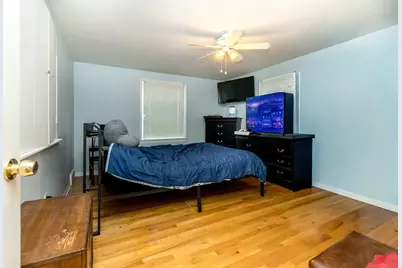 25569 Kilreigh Drive, Farmington Hills, MI 48336 - Photo 41