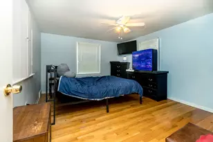 25569 Kilreigh Dr, Farmington Hills, MI 48336 - Photo 41