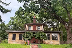 129 S Berkley St, Kalamazoo, MI 49006 - Photo 1