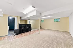 21505 Rockwell St, Farmington Hills, MI 48336 - Photo 17