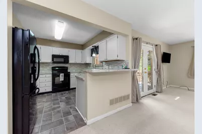 908 Moore Drive, Chelsea, MI 48118 - Photo 17