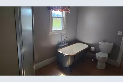 1266 S Lake Road, Greenville, MI 48838 - Photo 5