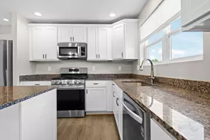 1726 Tarnow St, Howell, MI 48855 - Photo 15