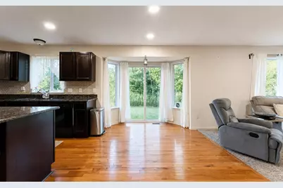 26626 Lakepointe Drive, Taylor, MI 48180 - Photo 31