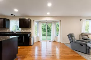 26626 Lake Pointe Dr, Taylor, MI 48180 - Photo 31