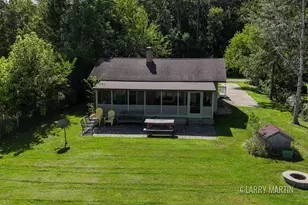 1407 Taylor Dr, Otsego, MI 49078 - Photo 3