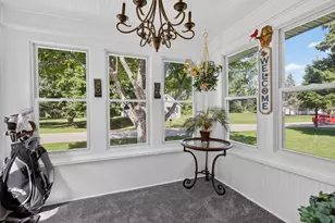 527 Pershing Ave, Jackson, MI 49203 - Photo 5