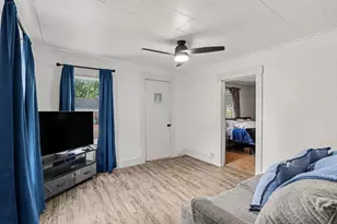 727 E Roosevelt Ave, Battle Creek, MI 49017 - Photo 3