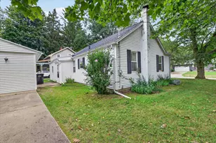 222 Jersey St, Plainwell, MI 49080 - Photo 35