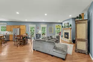 325 Grant St, Hopkins, MI 49328 - Photo 3