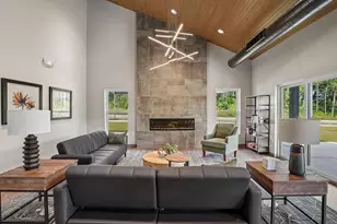 2645 Burton Rd, Ann Arbor, MI 48104 - Photo 39
