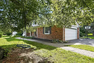 2656 Plumbrook Drive, Bloomfield Hills, MI 48304 - Photo 3