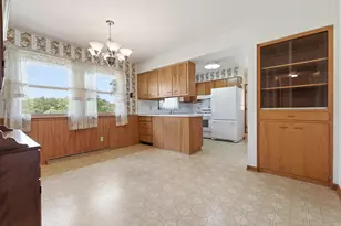 2320 Tamrack St, Kalamazoo, MI 49006 - Photo 7