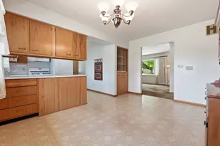 2320 Tamrack St, Kalamazoo, MI 49006 - Photo 9