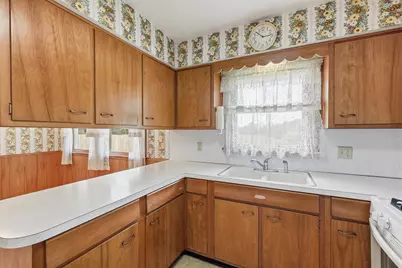 2320 Tamrack Street, Kalamazoo, MI 49006 - Photo 13