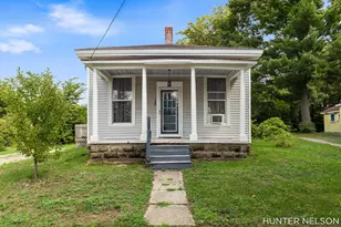120 S 1st St, Cedar Springs, MI 49319 - Photo 3