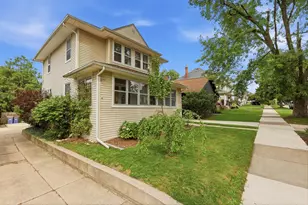 45 Benjamin Ave NE, Grand Rapids, MI 49503 - Photo 3