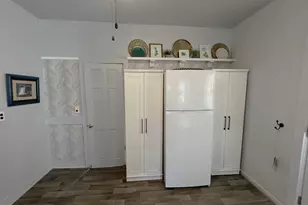 803 E West St, Sturgis, MI 49091 - Photo 9